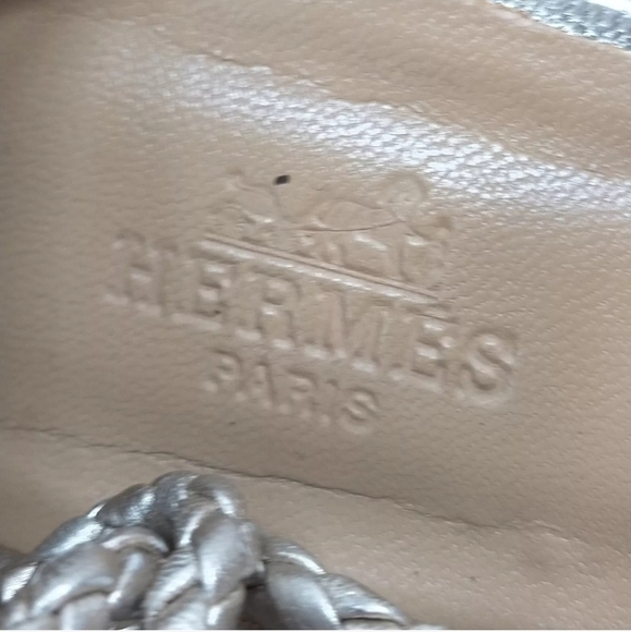 HERMES SANDALS WOMEN GOLD LEATHER (CALF) - Picture 5 of 9